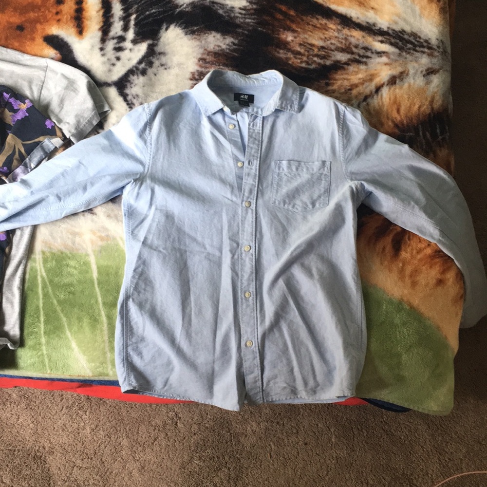 Pastel blue long sleeved dress up shirt